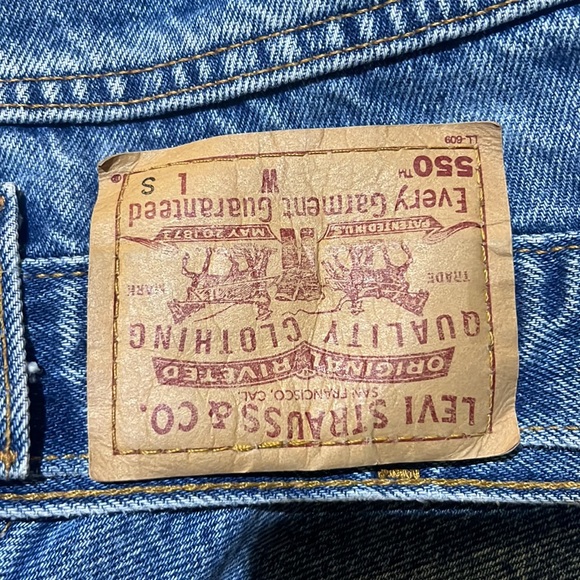 Levi’s W Hand Painted 550 Relaxed Fit Tapered Leg - Picture 5 of 6